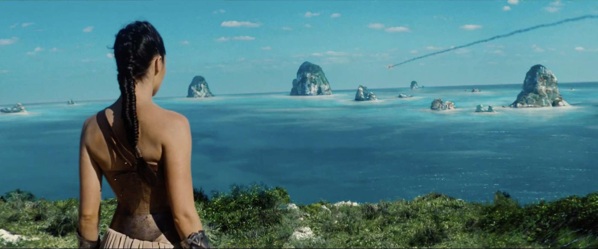 Vamers-FYI-Movies-Full-Length-Wonder-Woman-Trailer-is-Stunning-Screen-Shot-07